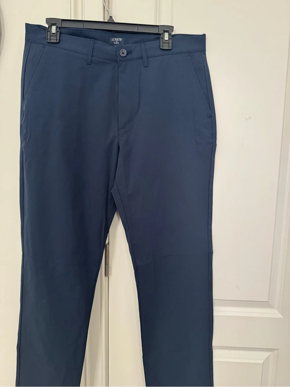 J. Crew Straight-fit tech chino pants 32/32 Never worn